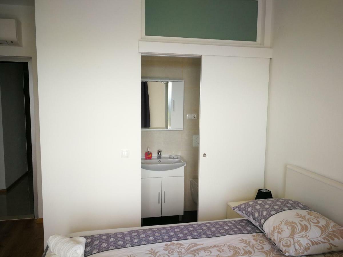 Villa Confido Luxury Apartment 01 Seget Donji ภายนอก รูปภาพ